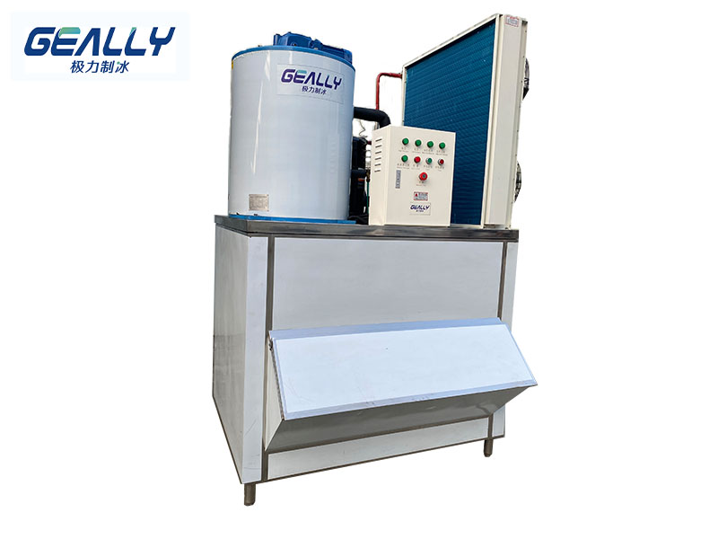 片冰機為什么要加鹽？漏水怎么辦？